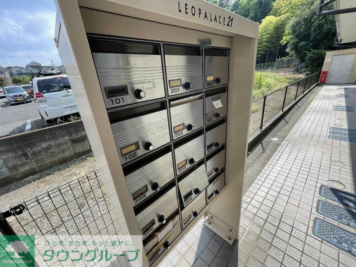 レオパレスイーリスコートの物件内観写真