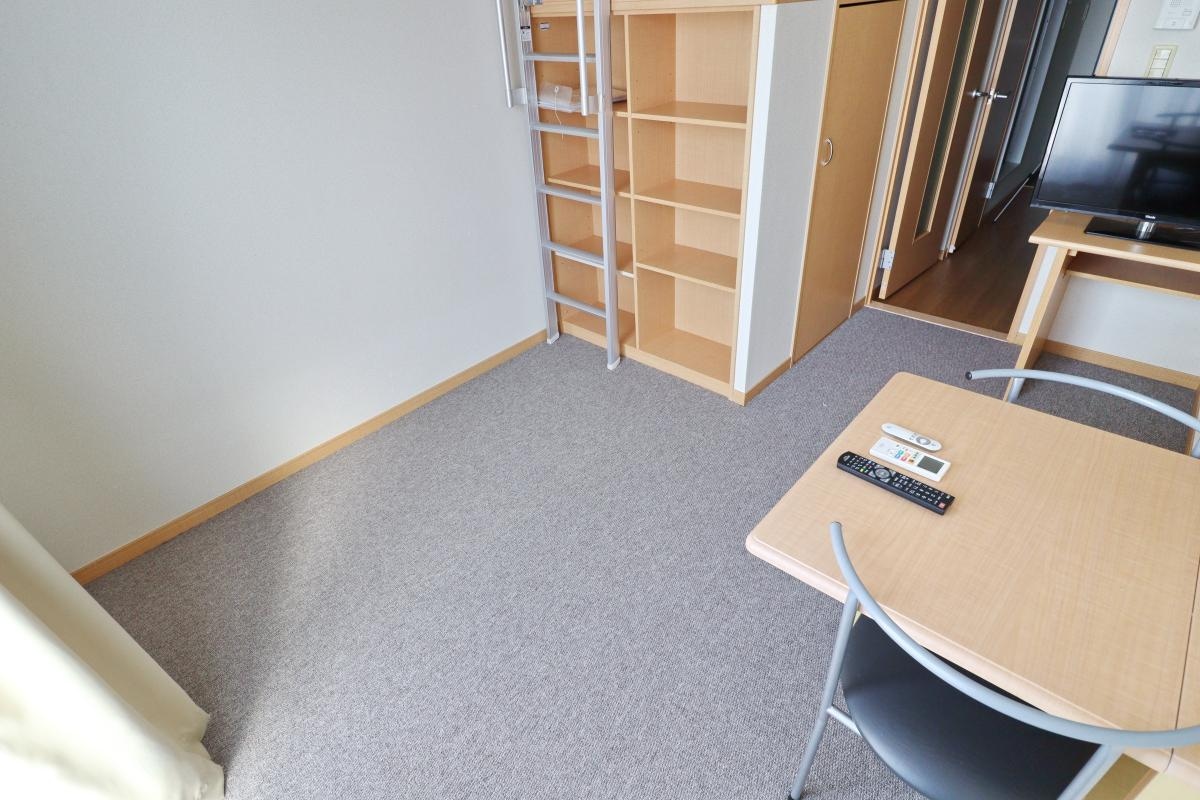 レオパレスイーリスコートの物件内観写真