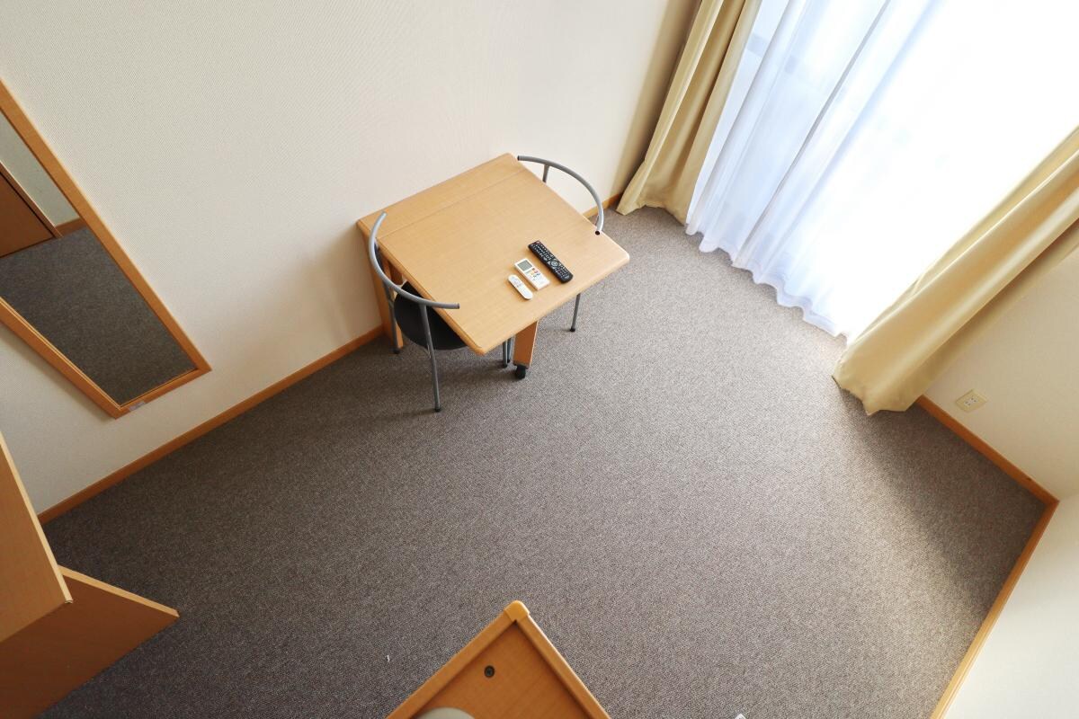 レオパレスイーリスコートの物件内観写真