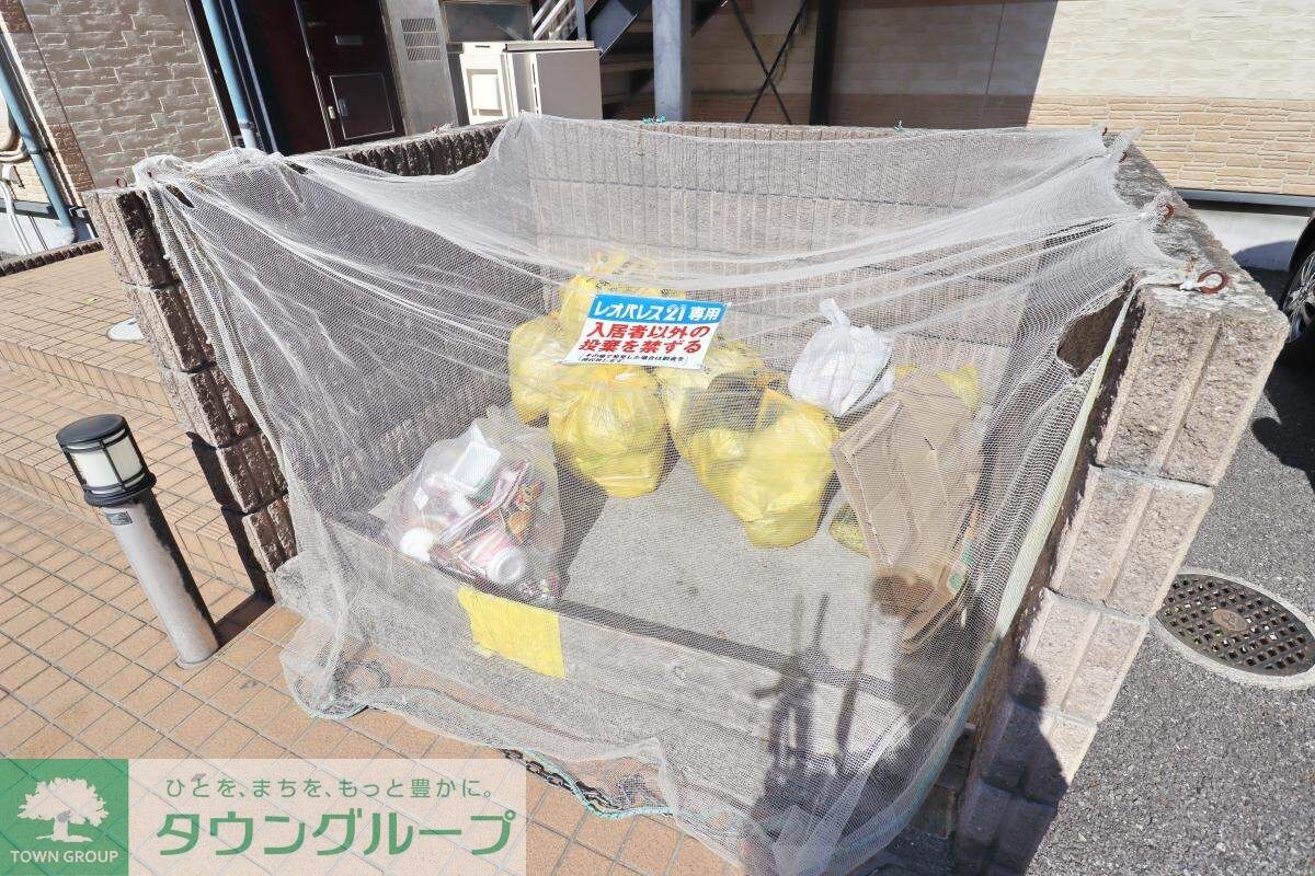 レオパレスフォレストフラワーの物件内観写真