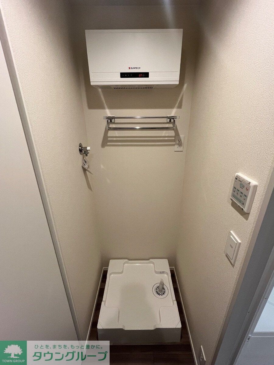 Chloe Westの物件内観写真