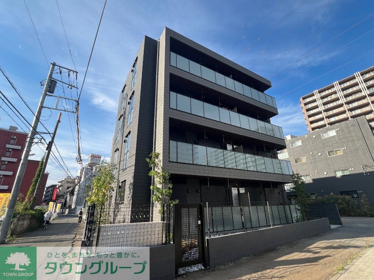 Chloe Westの物件内観写真