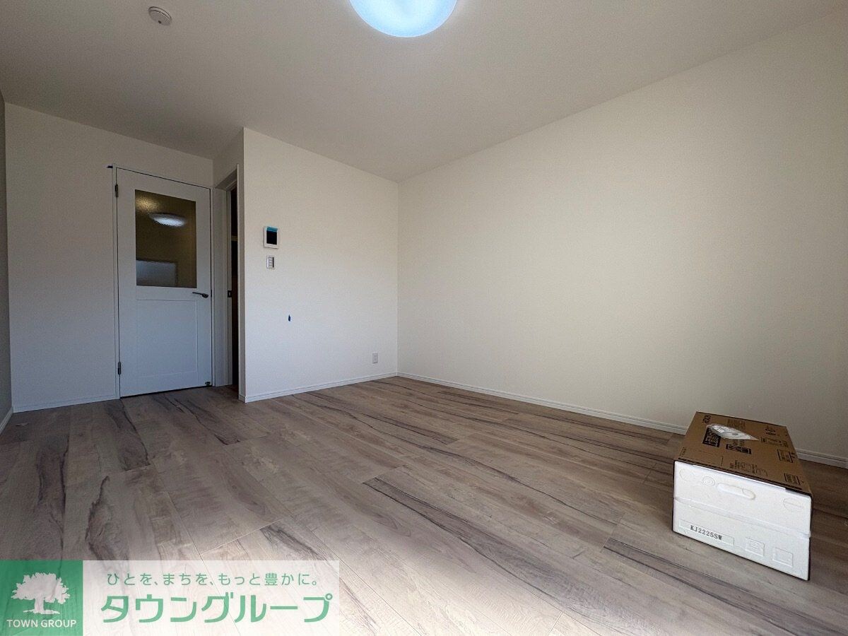 アザーレ・ディオン六会日大前の物件内観写真