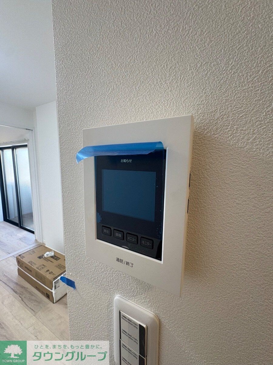 アザーレ・ディオン六会日大前の物件内観写真