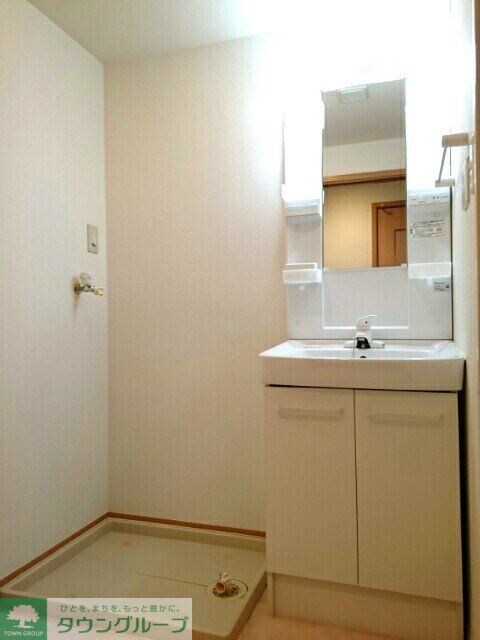 レフィナードEの物件内観写真