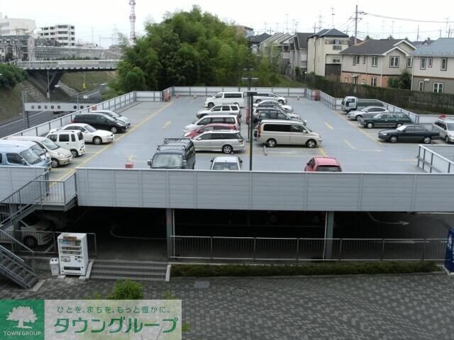 オクトス市ヶ尾の物件内観写真