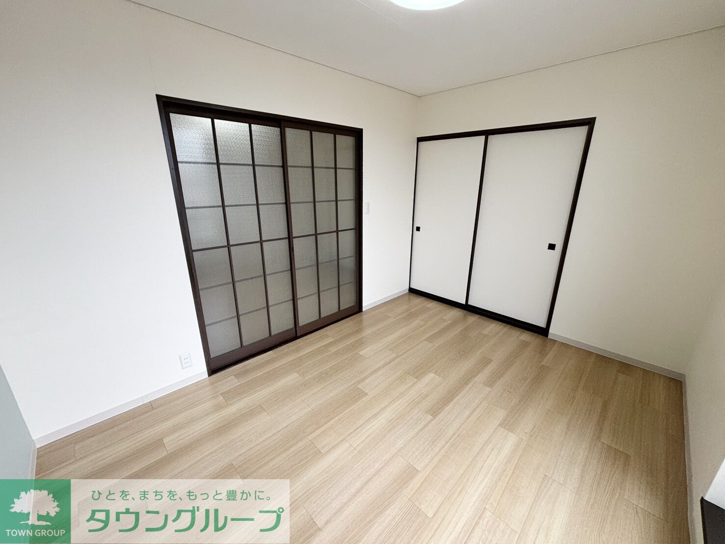 シャトル中山の物件内観写真