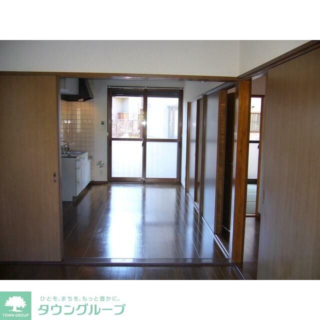 ドミール羽沢Aの物件内観写真