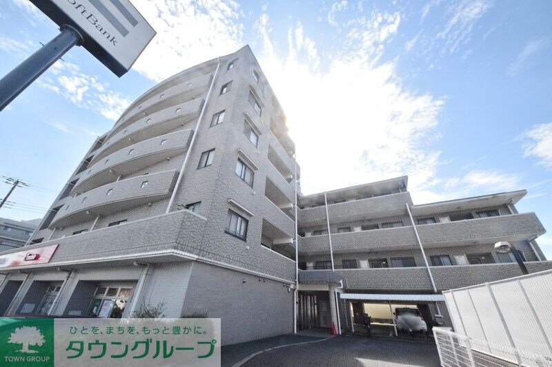 ウエスト ヴィレッジの物件外観写真