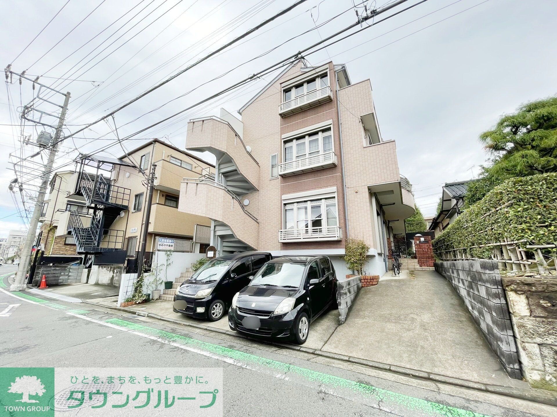 ヴェルデュールの物件外観写真