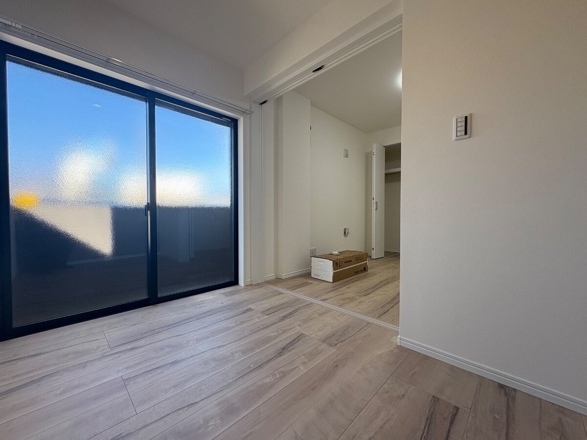 アザーレ・ディオン六会日大前の物件内観写真