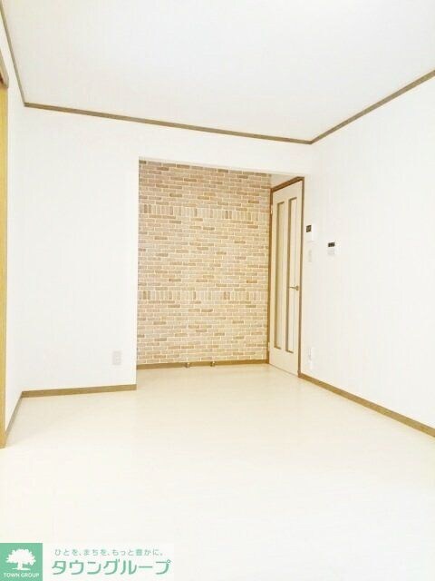 モンラルジュ8番館の物件内観写真