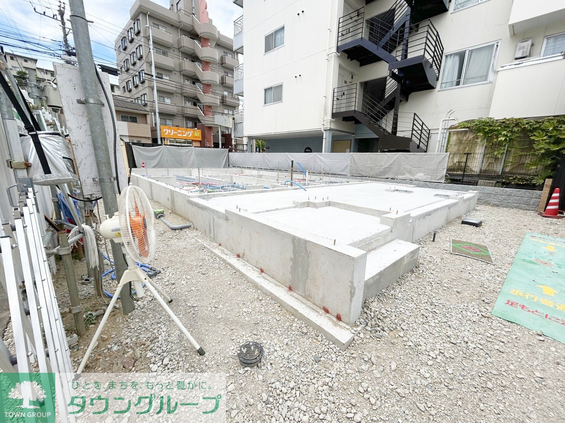 エアフォルク三ツ沢の物件内観写真