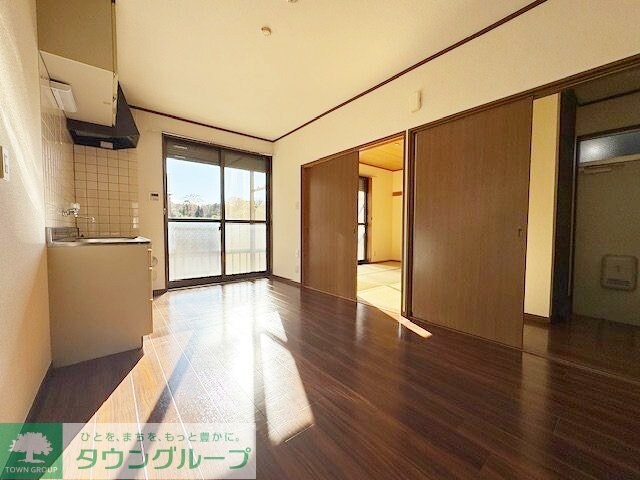 ドミール羽沢Aの物件内観写真