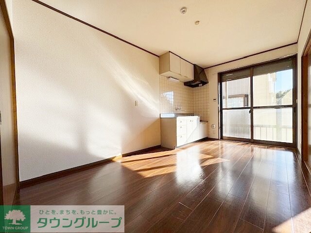 ドミール羽沢Aの物件内観写真