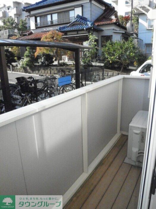 ペルーシェ B棟の物件内観写真