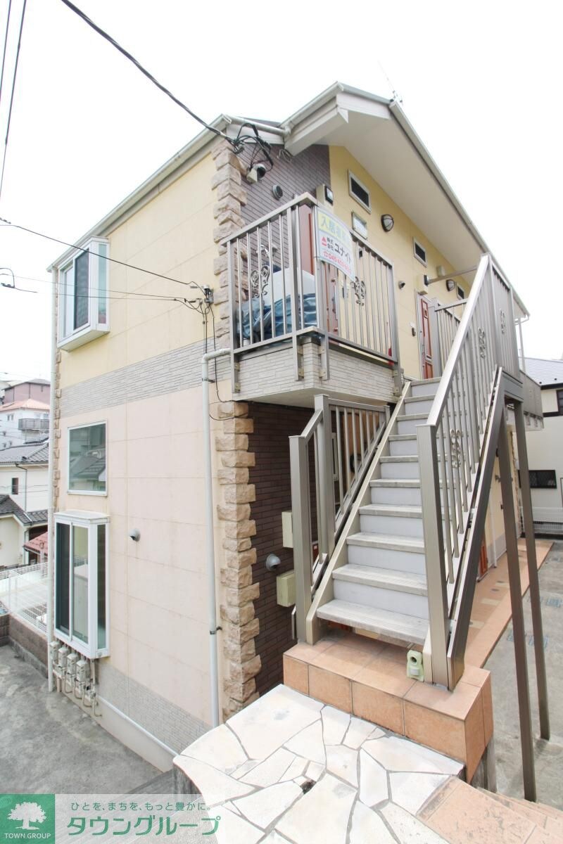 ユナイト鶴見バレンシアの丘の物件外観写真