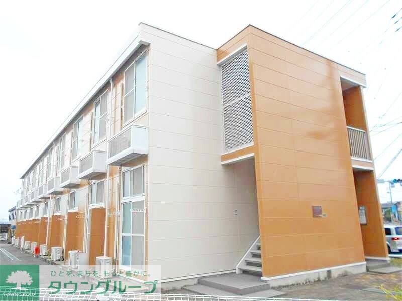 レオパレスミヤビの物件外観写真