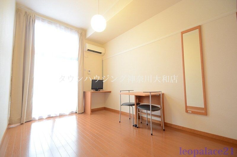 レオパレスサン南林間の物件内観写真