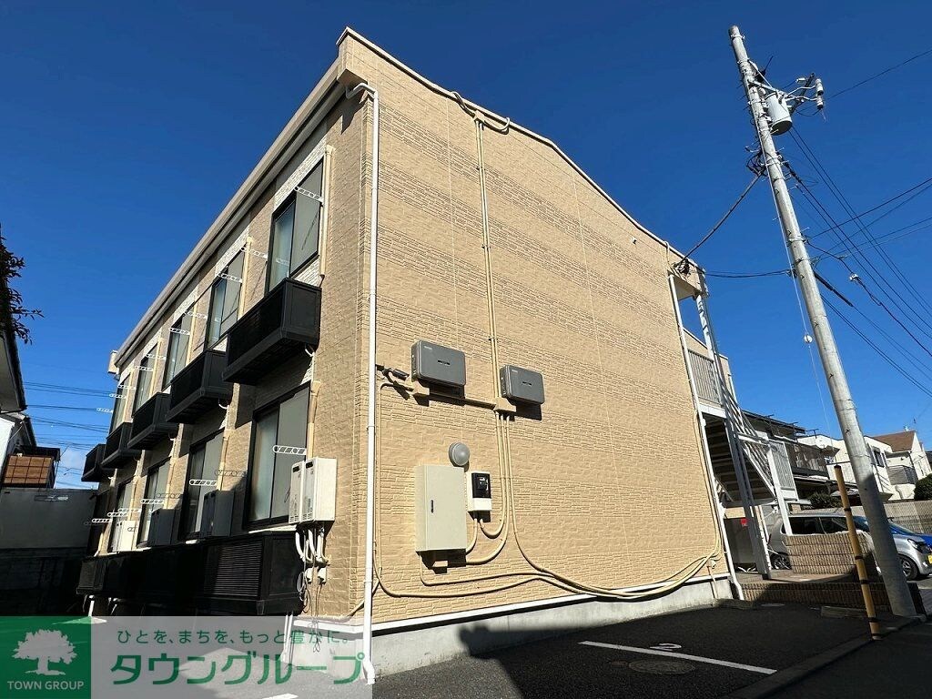 レオパレスフォレストフラワーの物件外観写真