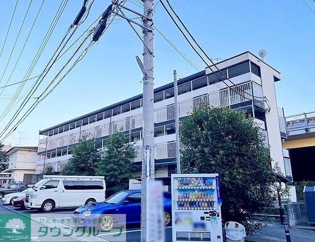 レオパレスFALCONの物件外観写真