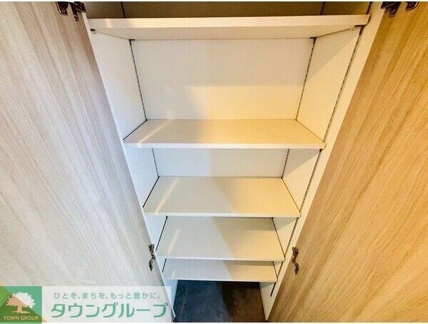 レボルタアツタの物件内観写真