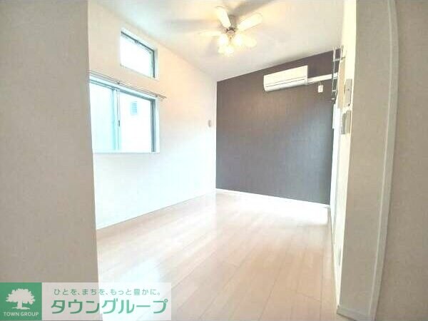 ネオメゾナ津賀田の物件内観写真