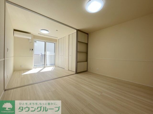 メゾンクレセントII八田の物件内観写真