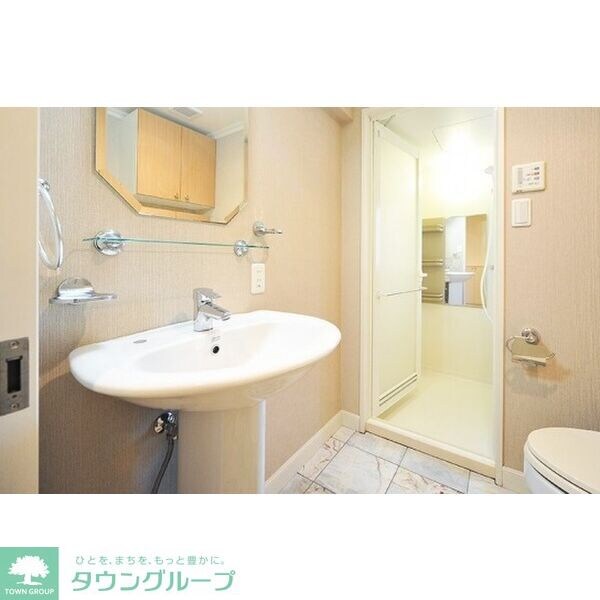 リバーフロントレジデンスの物件内観写真