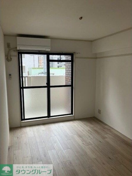 レスカール千代田の物件内観写真