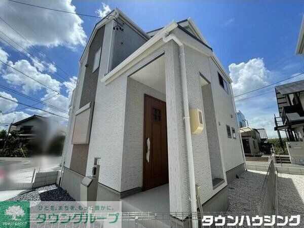 ドマーニ一色新町3号棟の物件外観写真