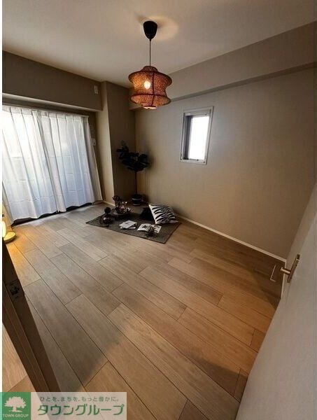 ポルタニグライーストの物件内観写真