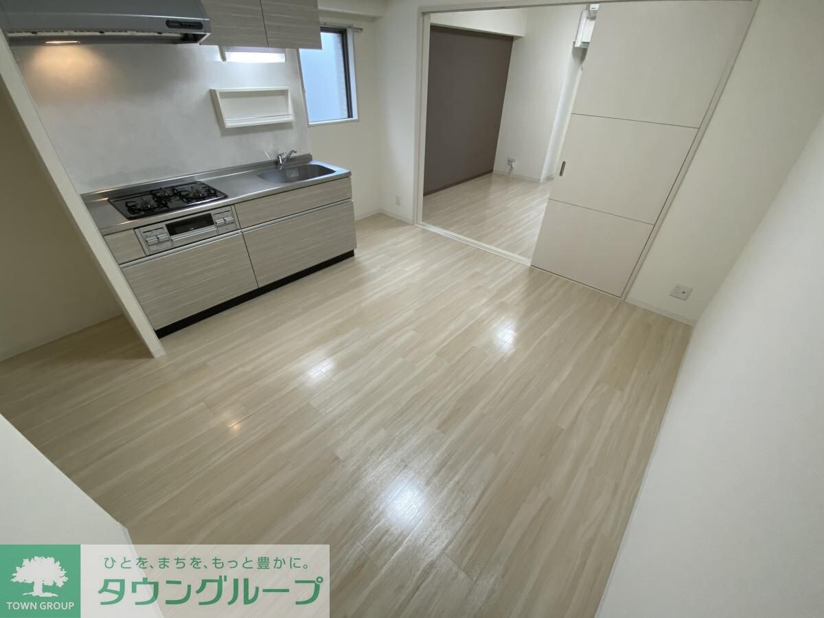 シュトルツ栄の物件内観写真