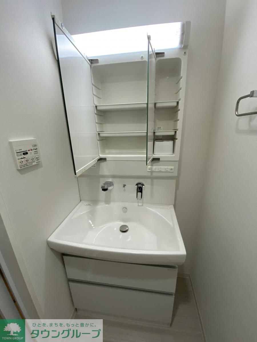 シュトルツ栄の物件内観写真