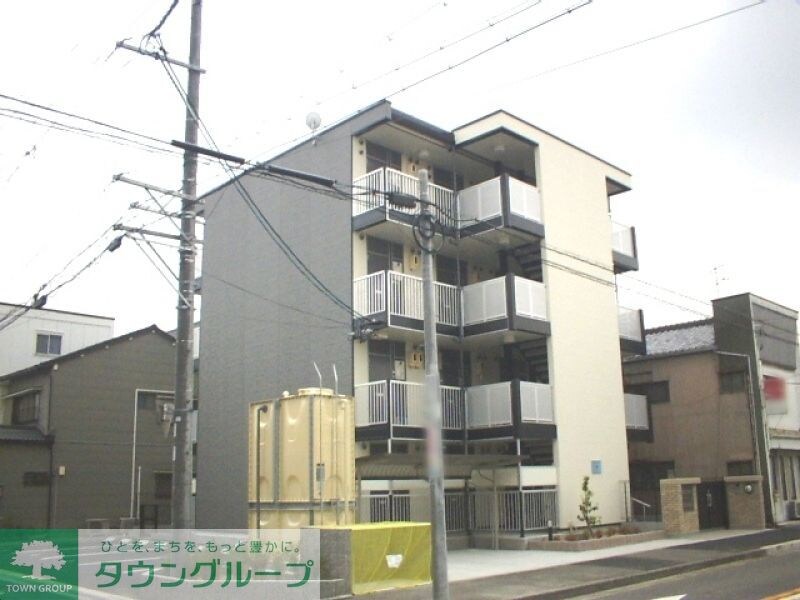 レオパレス曙の物件外観写真