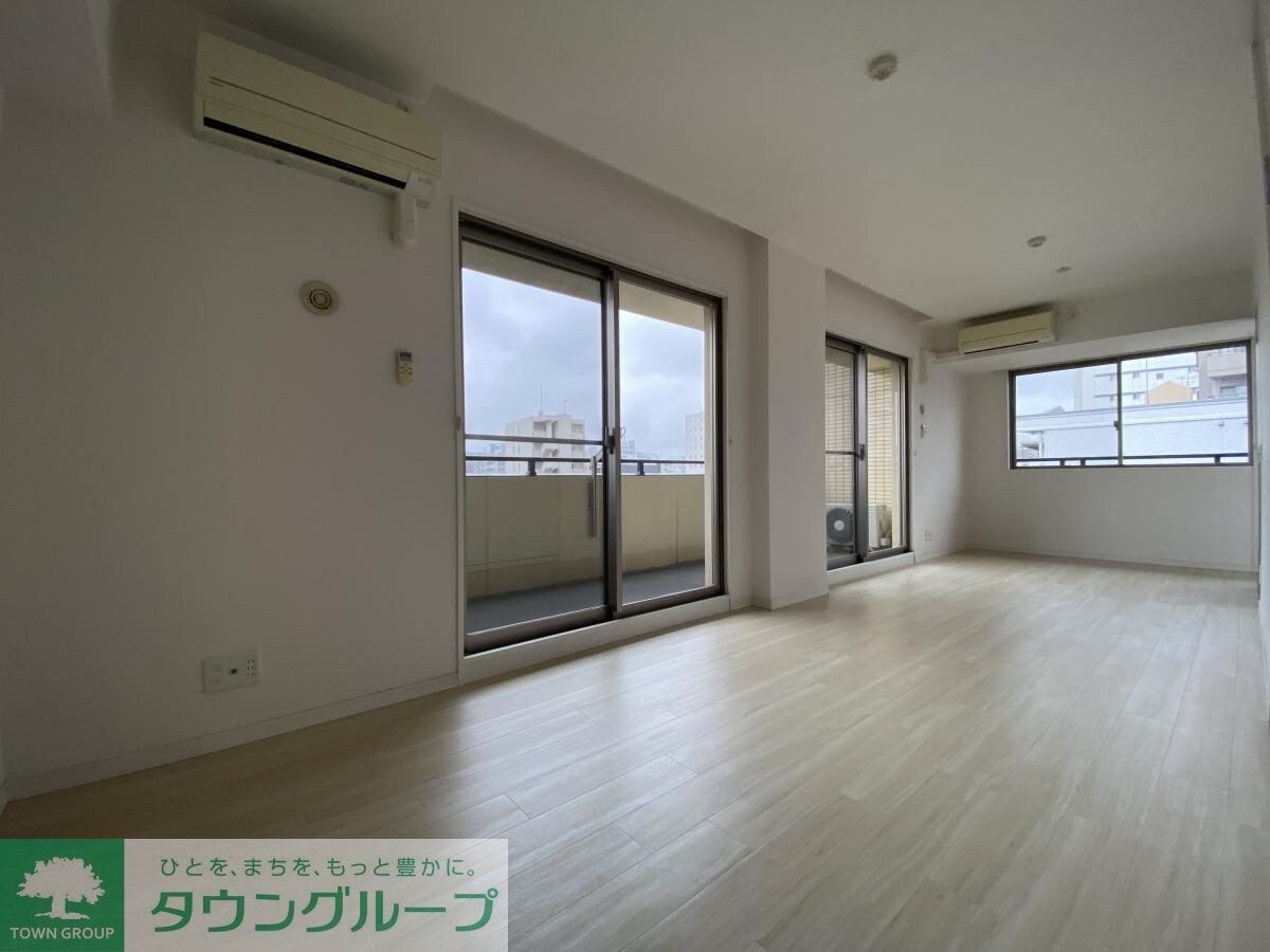 アーデン泉プレミアの物件内観写真