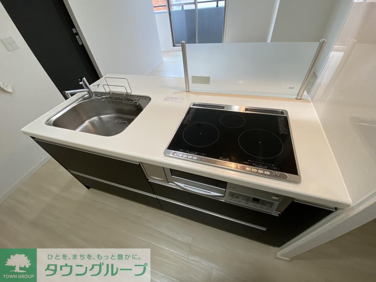 アーデン泉プレミアの物件内観写真