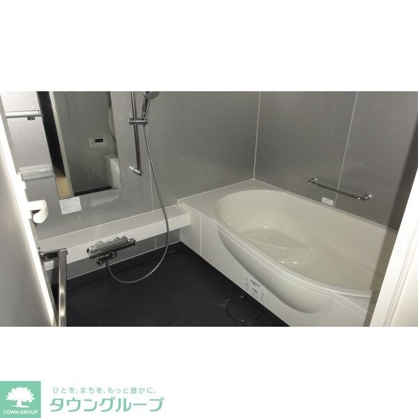 アーデン泉プレミアの物件内観写真