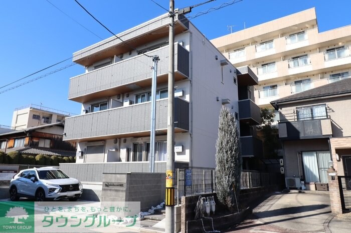 プレタクチュール中根町の物件外観写真