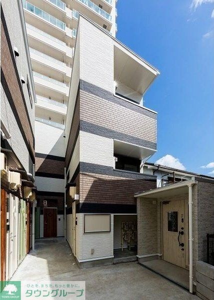 RadIAnce神宮前(レイディエンス神宮前)の物件外観写真