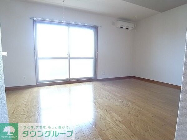 リバーサイド千年の物件内観写真