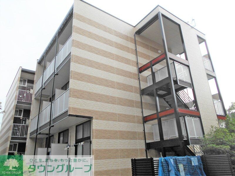 レオパレスM1の物件外観写真