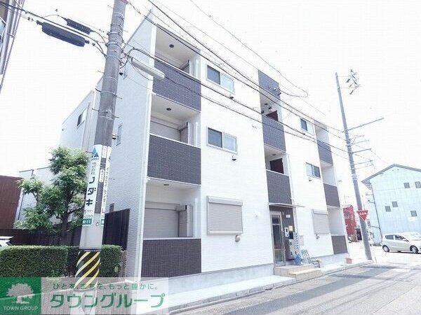 アンバー尾頭橋の物件外観写真