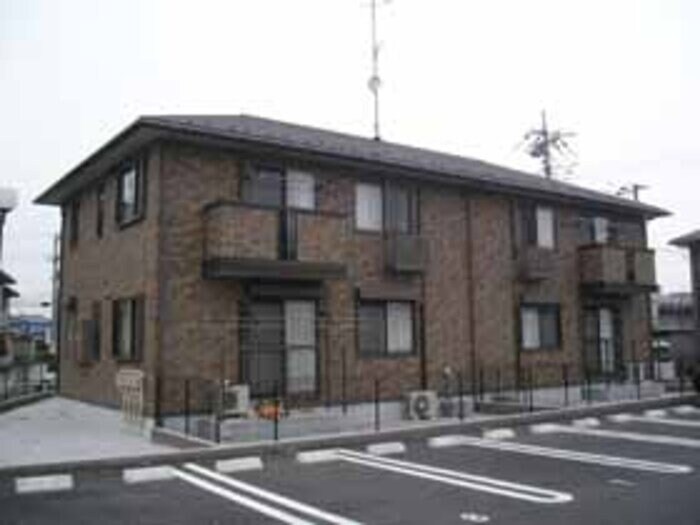 エクレーレ Aの物件外観写真