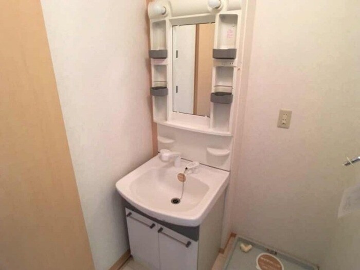 エクレーレ Aの物件内観写真