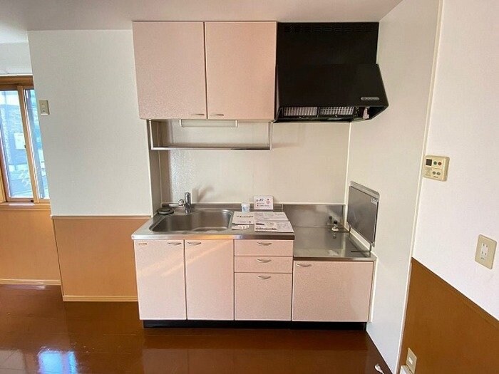 スクエアガーデン Bの物件内観写真