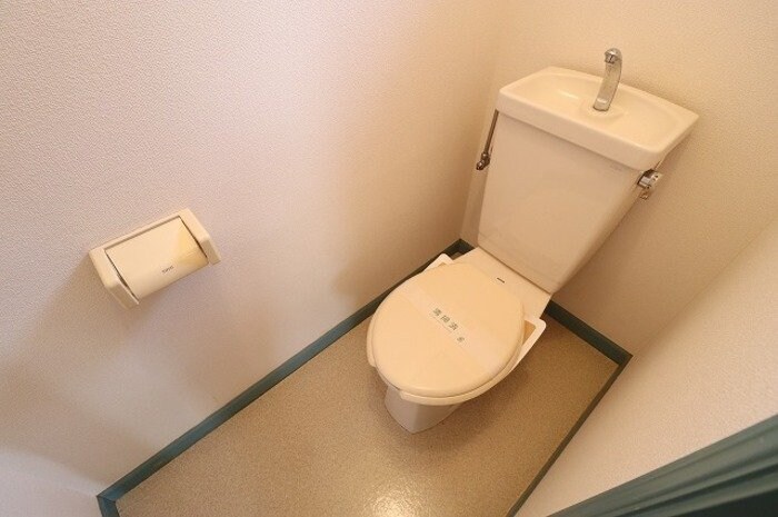 フォアシュピールハイム Bの物件内観写真