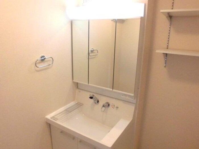 メルベーユ Eの物件内観写真