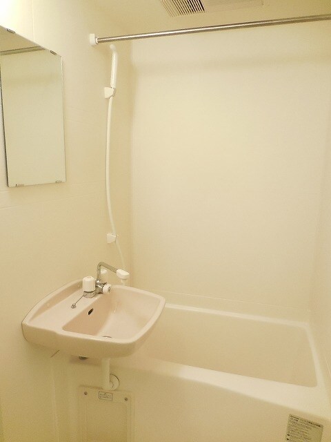 レオパレスイーストハウスの物件内観写真