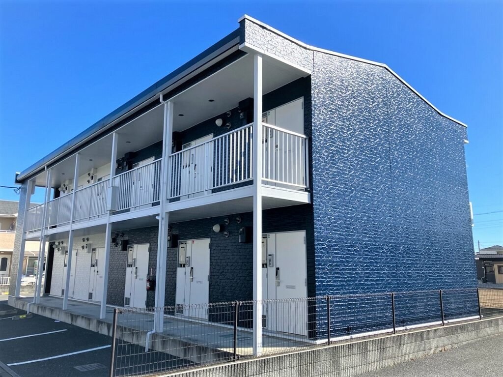 レオパレスナイス ステイIIの物件外観写真